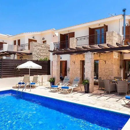 Hestiades Green Junior 17 Villa
